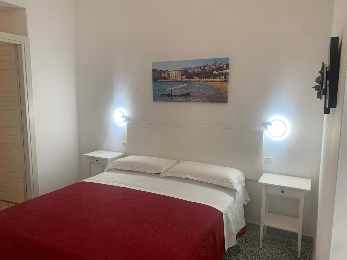 Colombo Apartment E Room Vieste Kültér fotó
