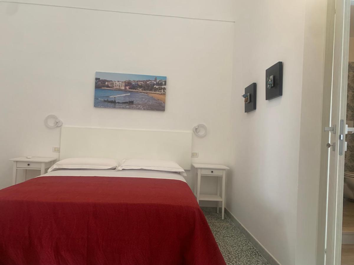 Colombo Apartment E Room Vieste Kültér fotó