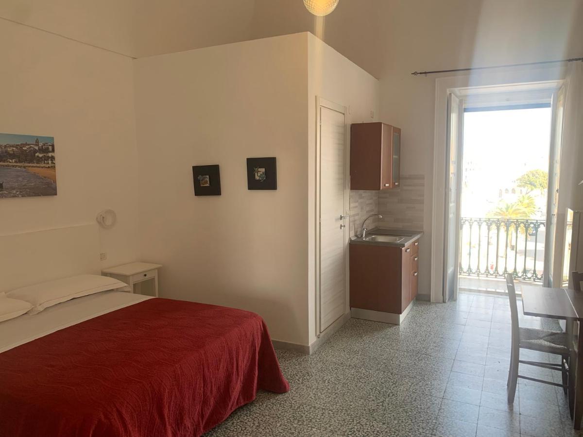 Colombo Apartment E Room Vieste Kültér fotó