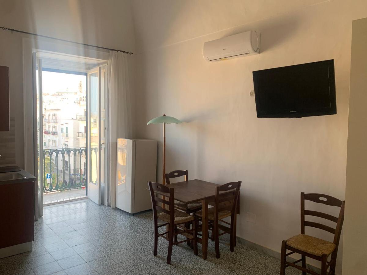 Colombo Apartment E Room Vieste Kültér fotó