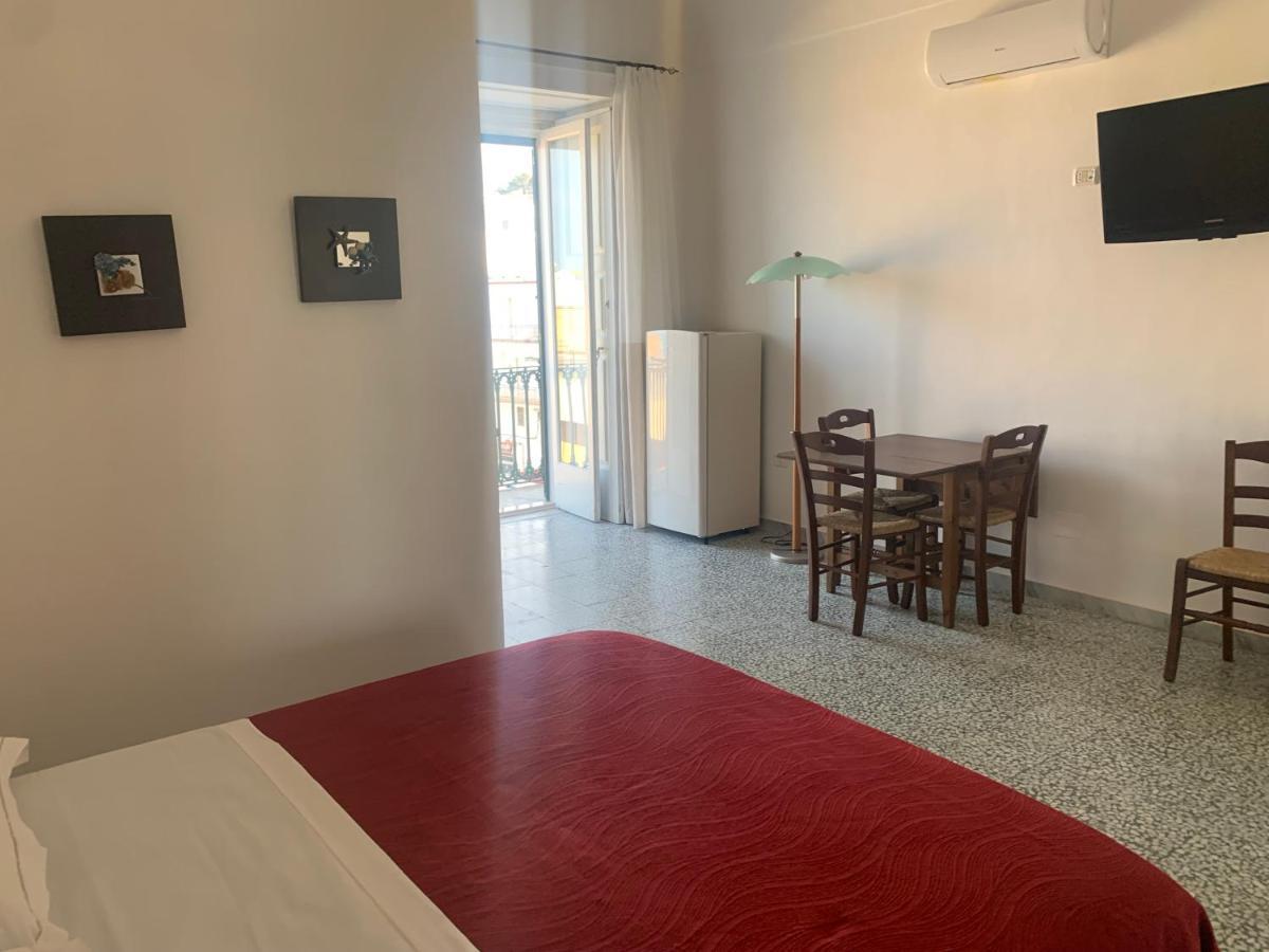 Colombo Apartment E Room Vieste Kültér fotó